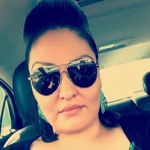 Meet your Posher, Amie